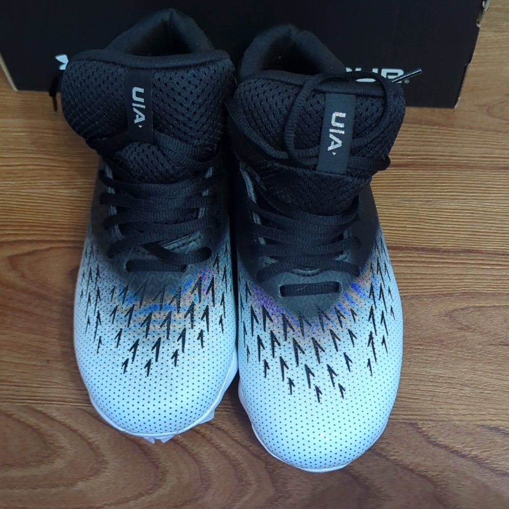 Football cleats